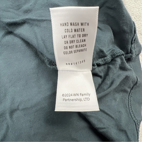 Willie Nelson & Friends Concert T-shirt Band Tee NWT Size Medium LETLUV Evereve - Picture 8 of 12